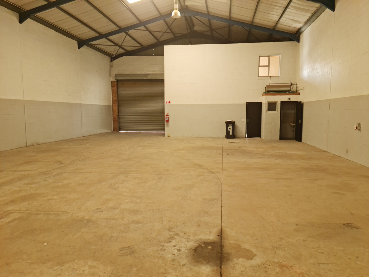 To Let commercial Property for Rent in Broadlands Western Cape